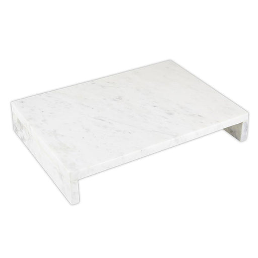 A white marble waterfall stand
