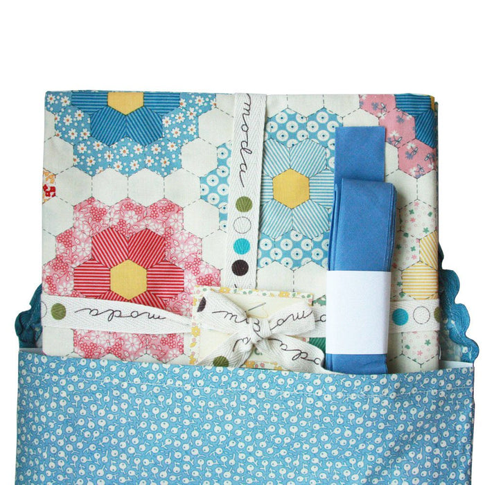 Learn to Sew My First Quilt kit contents with quilt fabric and binding