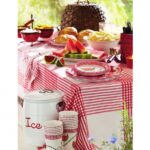 Picnic Red and White Woven Plaid Tablecloth - Image 3